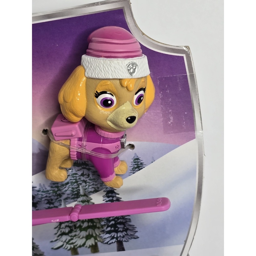 PAW Patrol Skye Holiday Helicopter W/ Collectible Figure Christmas Edition - Picture 3 of 4